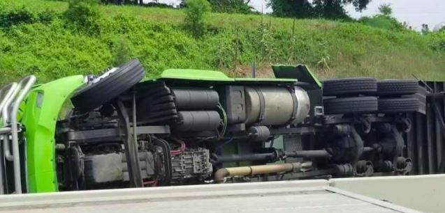 Back-to-back crashes close stretch of Pa. Turnpike