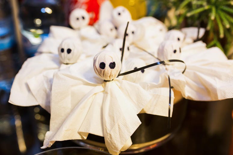 DIY Halloween Ghosts