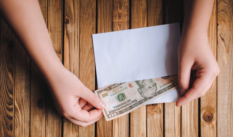 holiday tipping guide