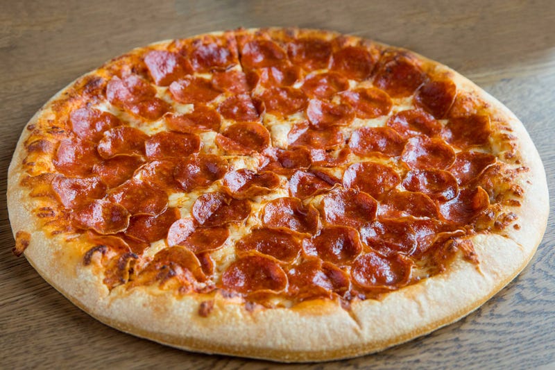a hand-tossed pepperoni pizza from a pizza hut in shreveport, louisiana