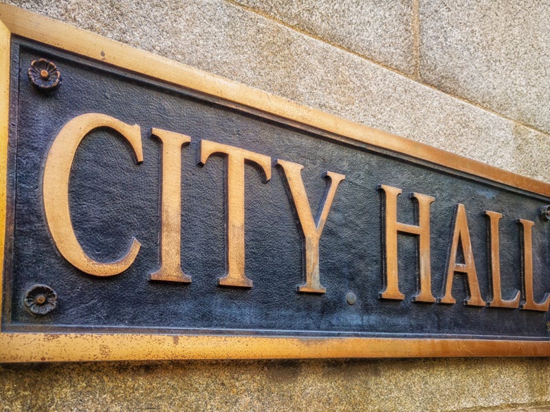 Should virtual city council meetings be allowed permanently? Illinois lawmakers may decide soon