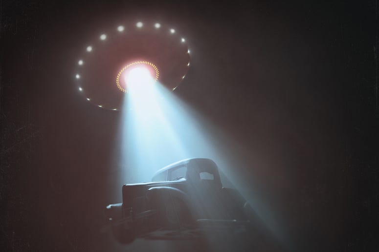 Alien Sighting, Abduction, Truck