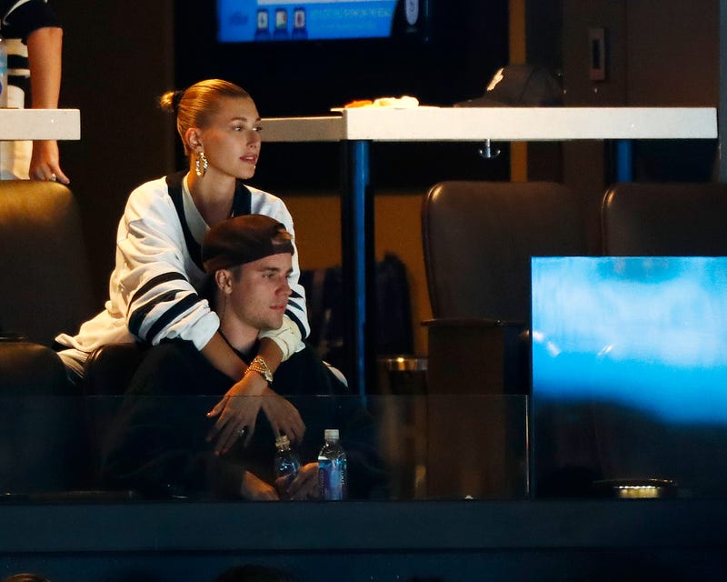 justin bieber and hailey baldwin watching toronto maple leafs against the boston bruins