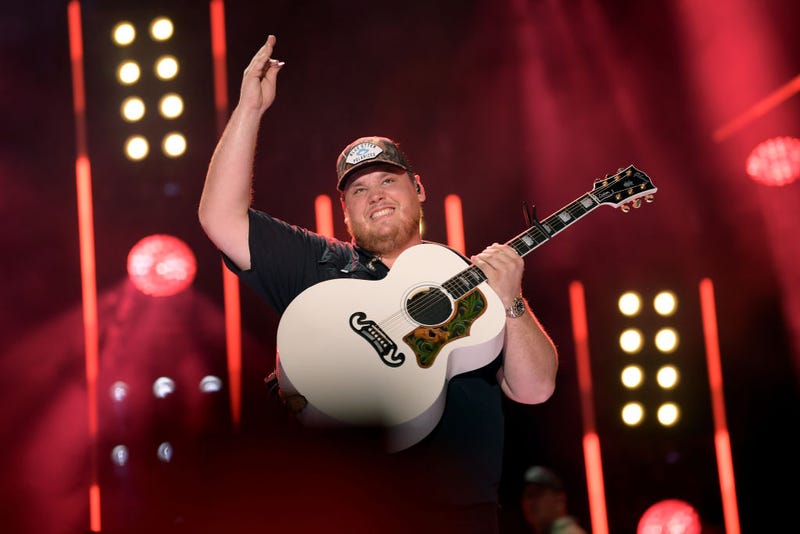 Luke Combs performs on stage during day 3 of the 2019 CMA Music Festival on June 08, 2019 in Nashville, Tennessee. (Photo by Jason Kempin/