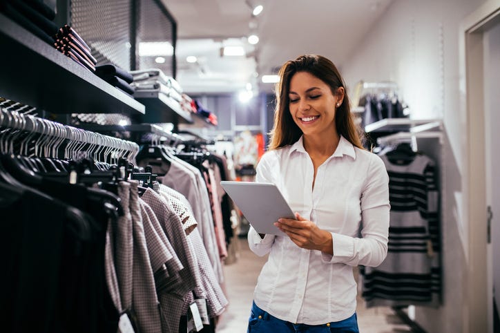 Macy's is hiring hundreds
