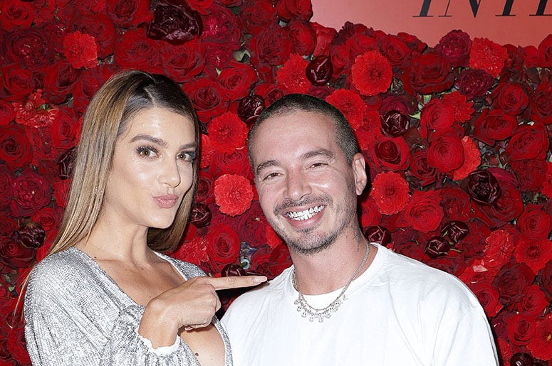 Valentina Ferrer y J Balvin