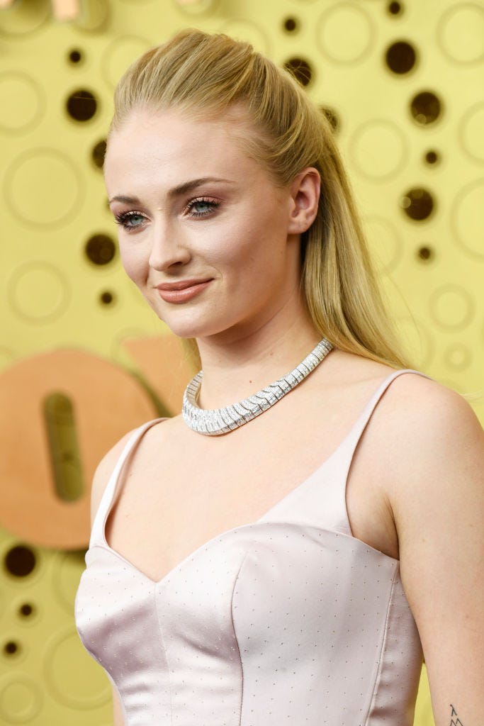 game of thrones star sophie turner at the 2019 emmy awards