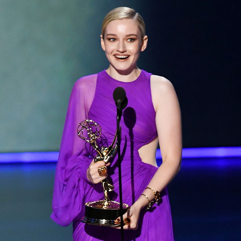 julia garner at 2019 emmy awards