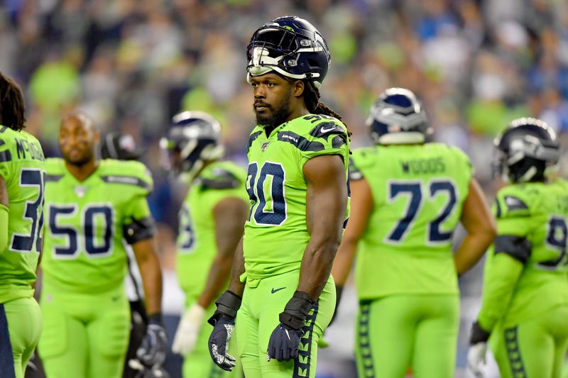 Seattle's Jadeveon Clowney surveys his surroundings