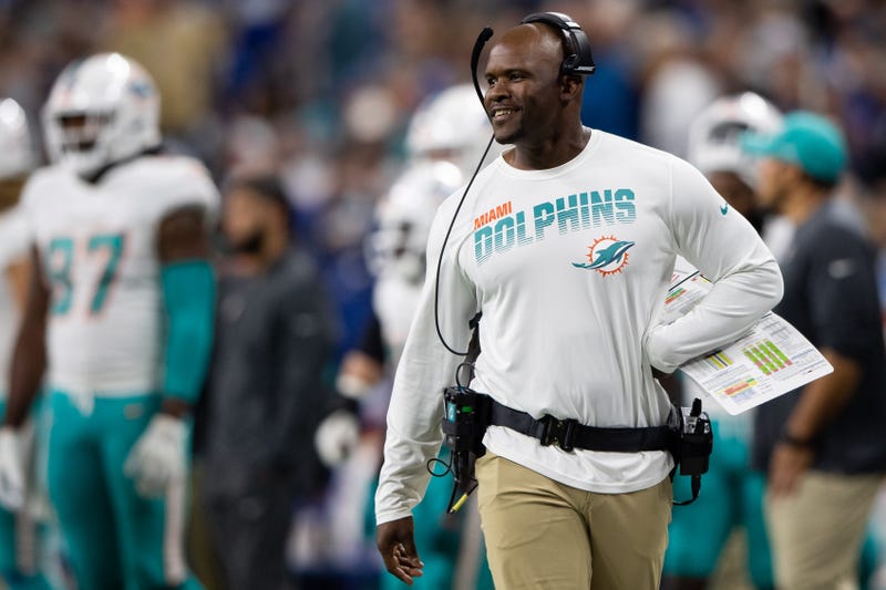 Brian Flores' Dolphins have won back-to-back games.
