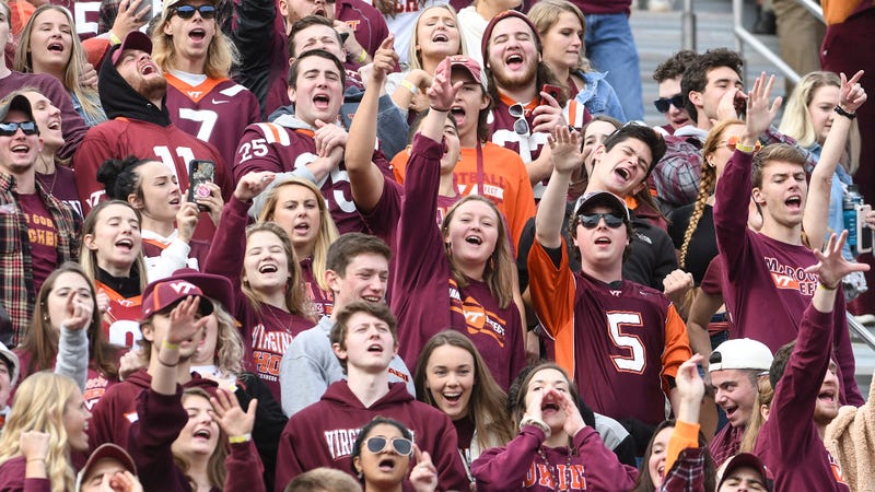 Metallica Gives Support For Virginia Tech's Enter Sandman Intro