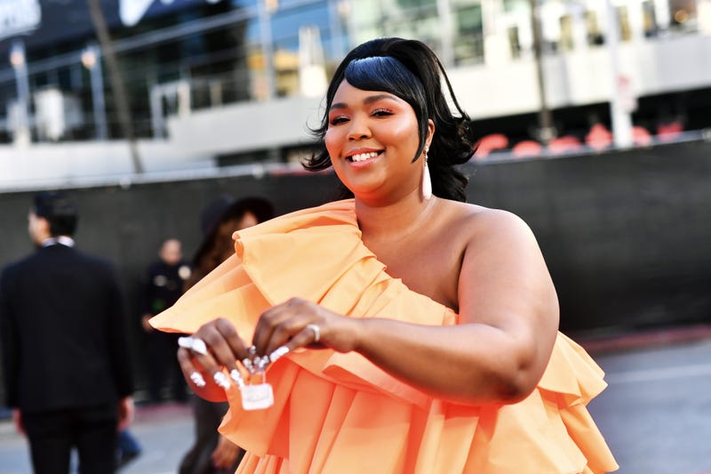 lizzo ama awards