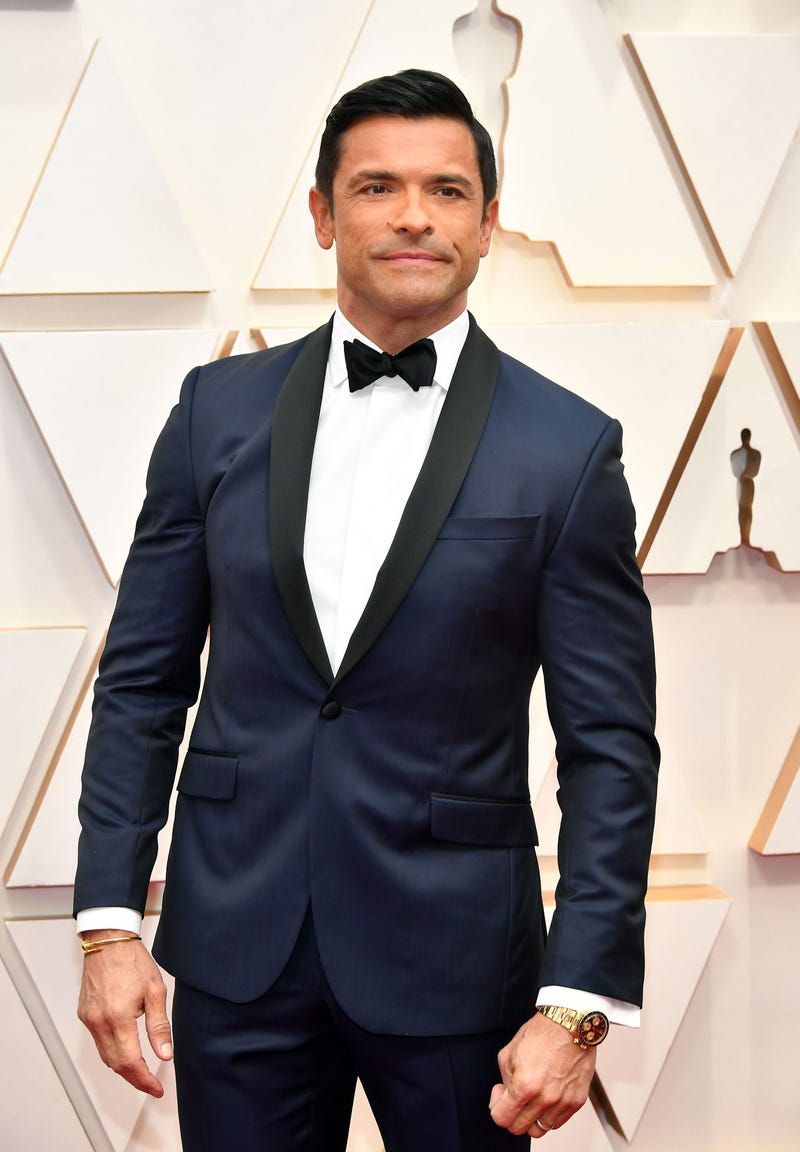 mark consuelos at 2020 oscars
