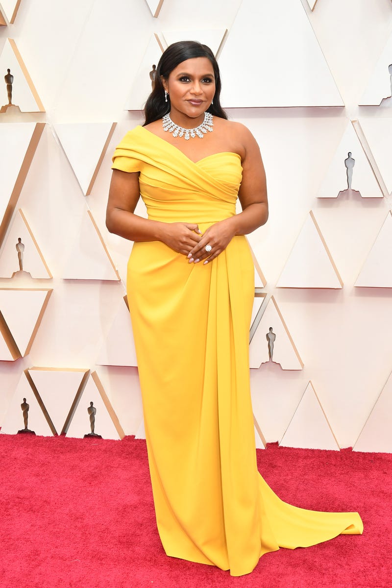 mindy kaling at 2020 oscars