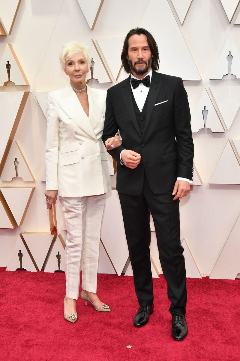 keanu reeves and his mother patricia taylor at the 2020 oscars