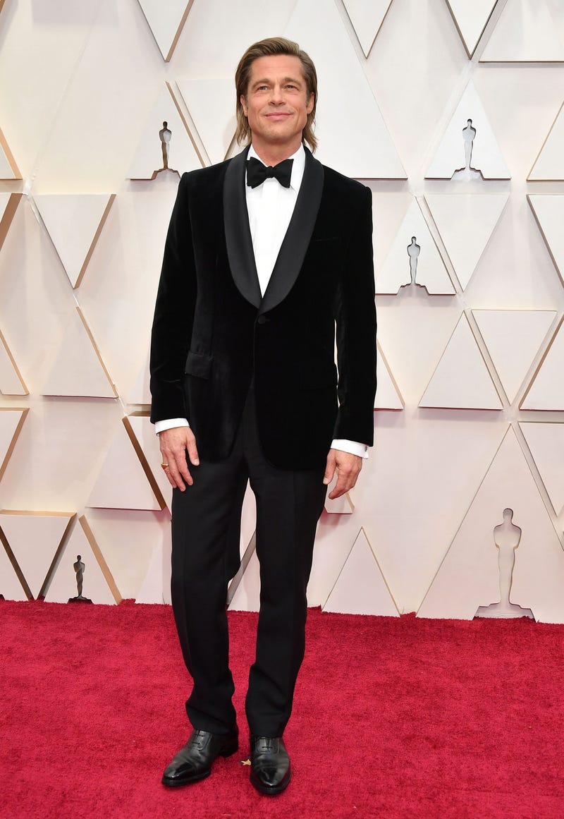 brad pitt at the 2020 oscars