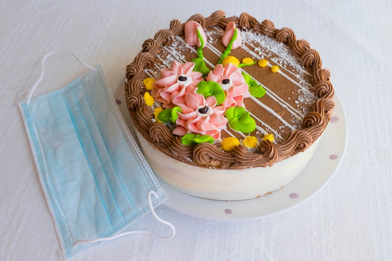 cake and face mask