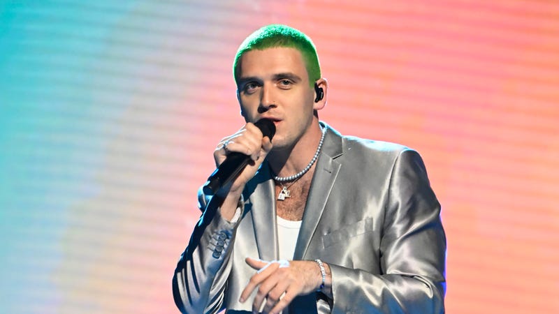 Lauv