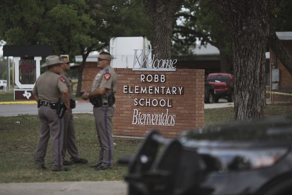 cops outside Uvalde school