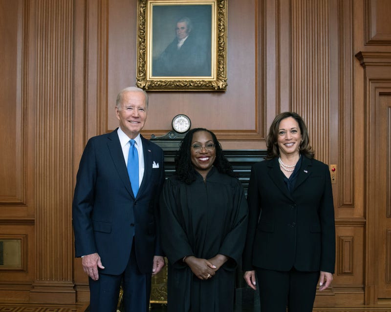 U.S. President Joe Biden, Justice Ketanji Brown Jackson and Vice President Kamala Harris pose at a courtesy visit in the Justices Conference Room prior to the investiture ceremony of Associate Justice Ketanji Brown Jackson September 30, 2022 in Washington, DC.