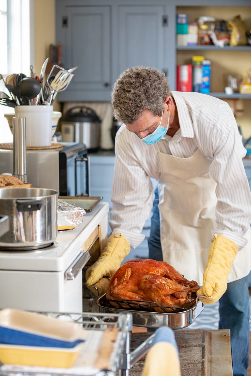 Wellness expert shares ways to manage isolation, change in traditions this holiday season