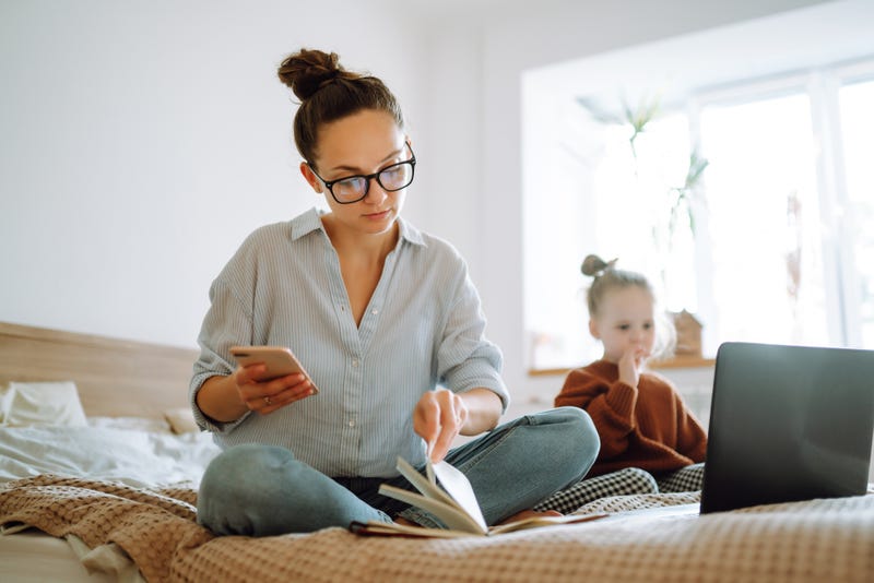UChicago program learns from nonprofit helping single mothers succeed in college