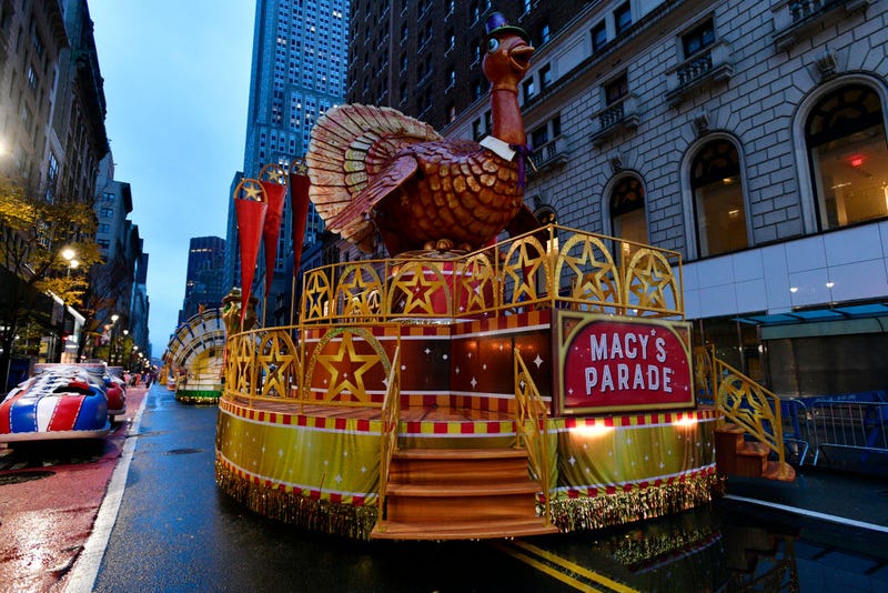 Football Player Parade Balloon, 20' 