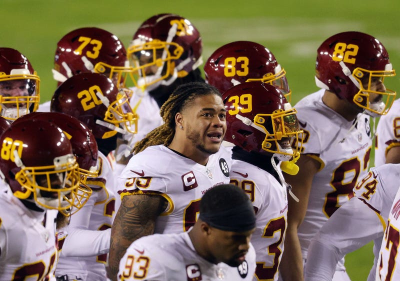 Chase Young amid the Washington defense