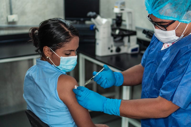 Nonprofit hosts dinner table conversations to get young adults vaccinated