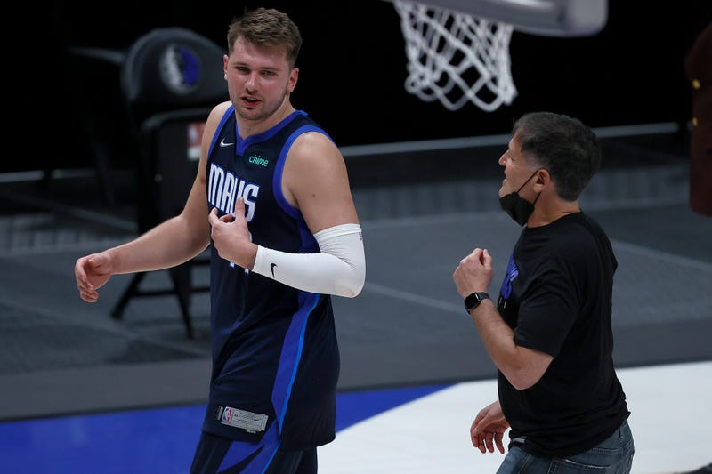 Mavericks star Luka Doncic with team owner Mark Cuban.