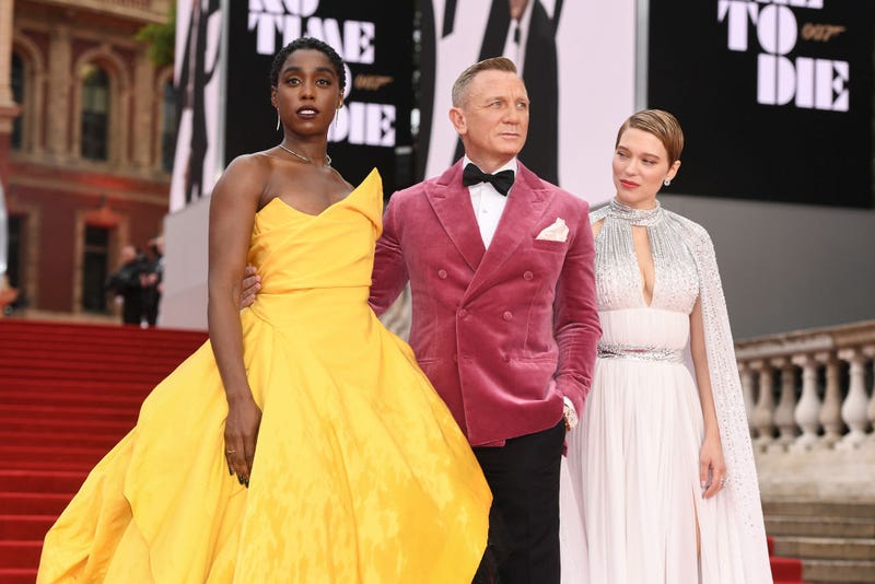 (L-R) Lashana Lynch, Daniel Craig and Léa Seydoux attend the World Premiere of "NO TIME TO DIE" at the Royal Albert Hall on September 28, 2021 in London, England.