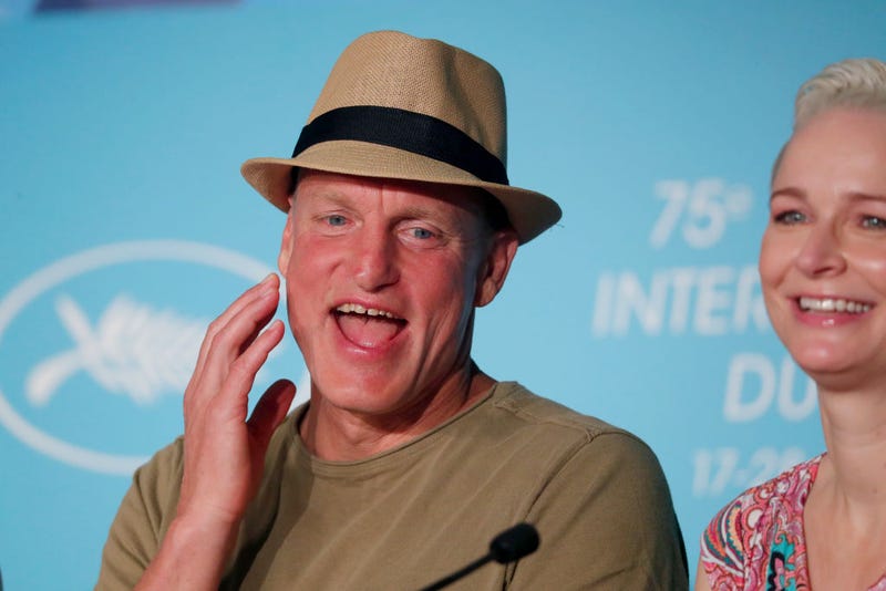 https://www.nbcdfw.com/entertainment/entertainment-news/woody-harrelson-has-the-best-response-to-adorable-look-alike-baby/3041392/