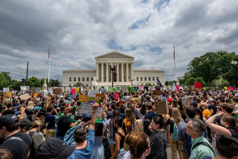 People protest in response to the Dobbs v Jackson Women's Health Organization ruling in front of the U.S. Supreme Court on June 24, 2022 in Washington, DC.