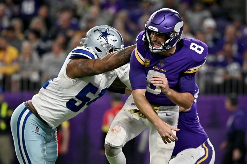 Kirk Cousins #8 of the Minnesota Vikings in action against the Dallas Cowboys during the second half at U.S. Bank Stadium on November 20, 2022 in Minneapolis, Minnesota.