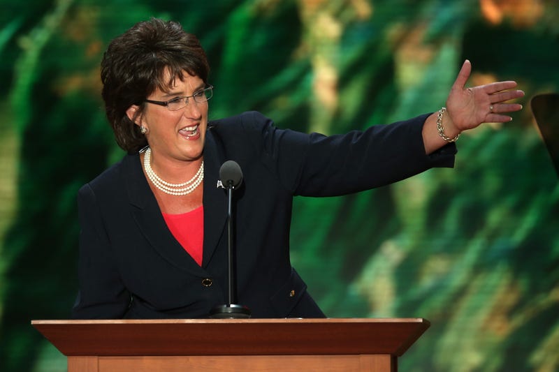 Jackie Walorski speaks at podium