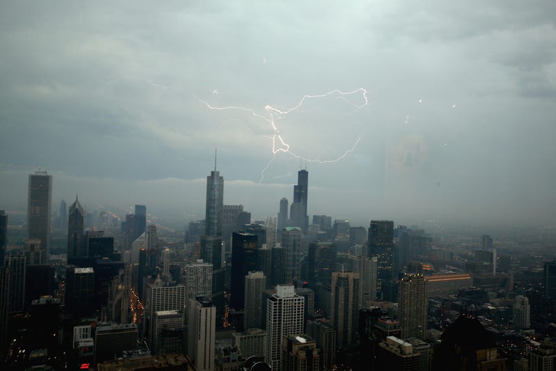 Severe thunderstorm warning issued for Chicago, Evanston and Cicero