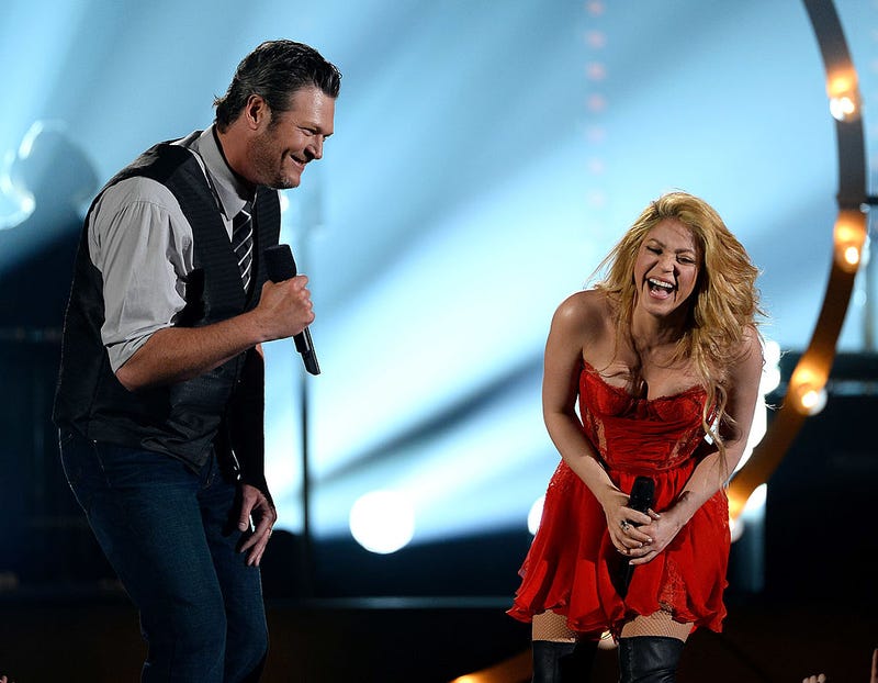 Blake Shelton (L) and Shakira perform during the 49th Annual Academy of Country Music Awards at the MGM Grand Garden Arena on April 6, 2014 in Las Vegas, Nevada.