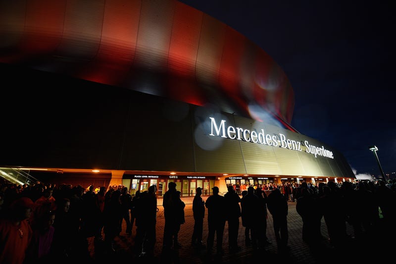 The outside of the Mercedes-Benz Superdome stadium