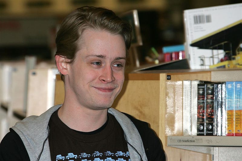Actor Macaulay Culkin attends a signing for his new book "Junior" at Barnes & Noble Booksellers at The Grove on March 18, 2006 in Los Angeles, California.