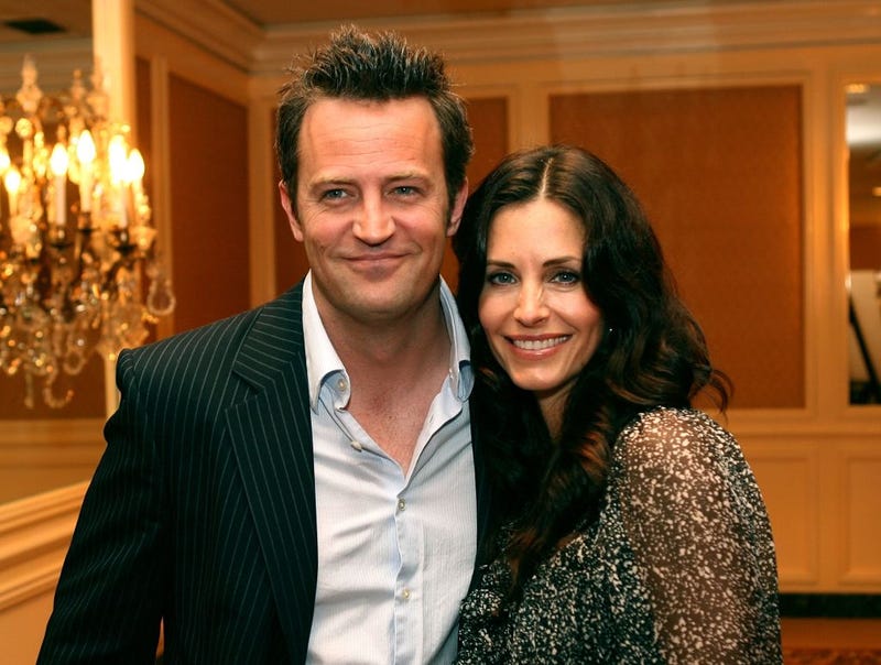 matthew perry and courteney cox in 2006