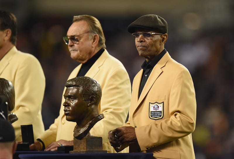 Pro Football Hall of Fame member Gale Sayers is honored at halftime during the game between the Minnesota Vikings and the Chicago Bears at Soldier Field on October 31, 2016 in Chicago, Illinois