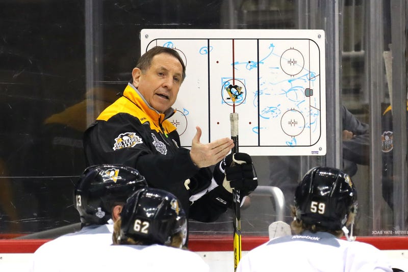Assistant Coach Jacques Martin