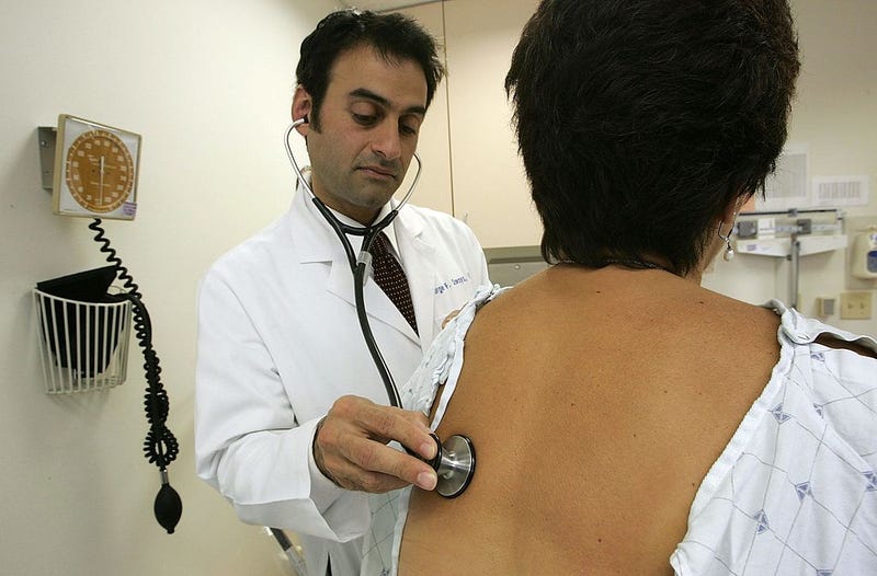 Dr. George Sawaya examines patient Susan Lehr at the UCSF Women's Health Center June 21, 2006 in San Francisco, California.