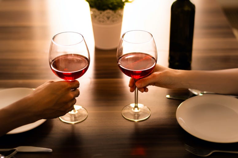 Date, Wine, Glasses