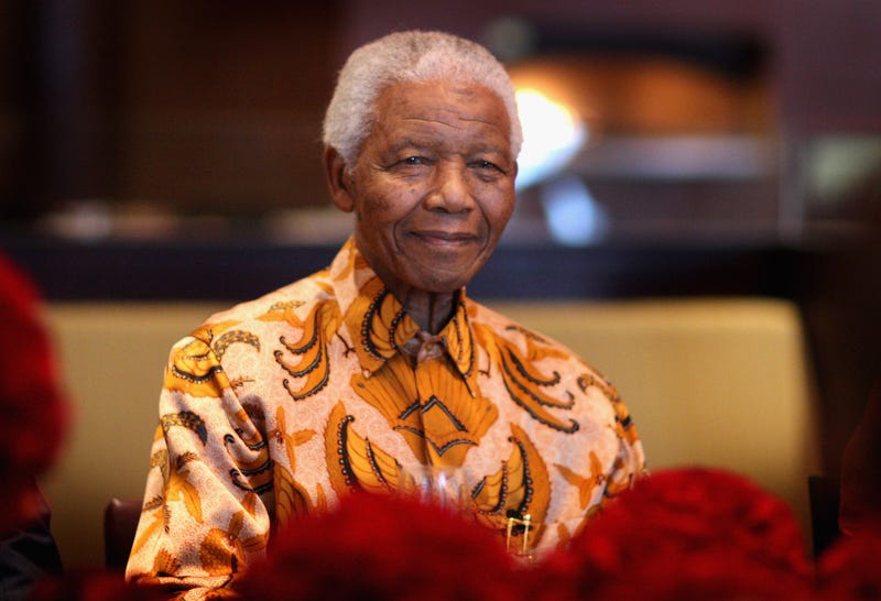 Nelson Mandela exhibit debuts at Illinois Holocaust Museum