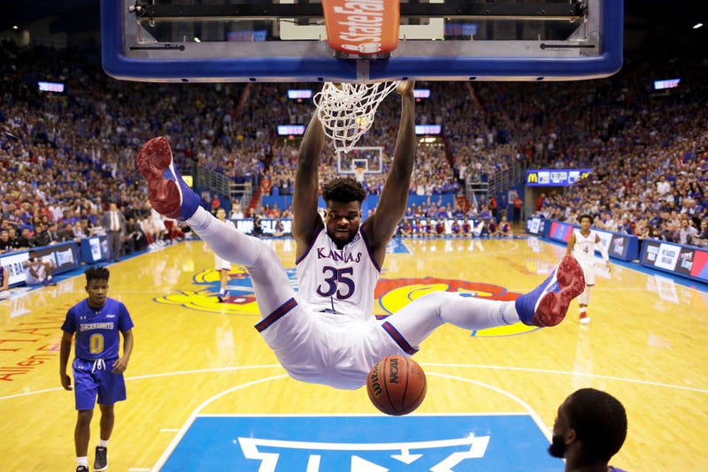 Kansas's Udoka Azubuike throws down a ferocious dunk.