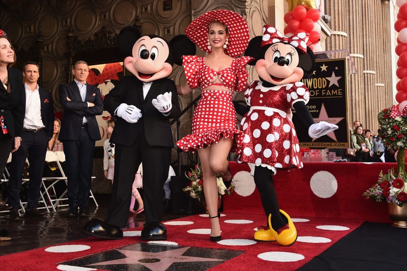 katy perry with minnie and mickey mouse