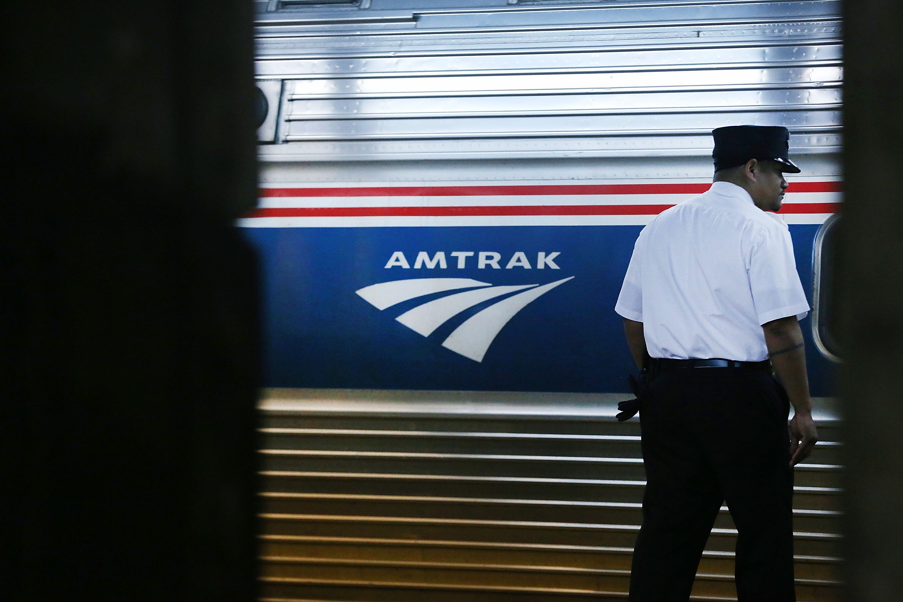 4 arrested for Amtrak insurance fraud that netted over $9M - 1010 WINS