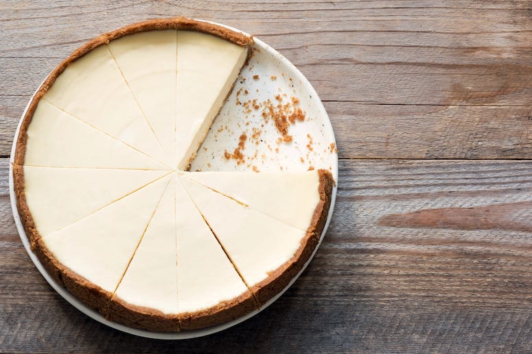 Cheesecake, Tin, Wooden Table