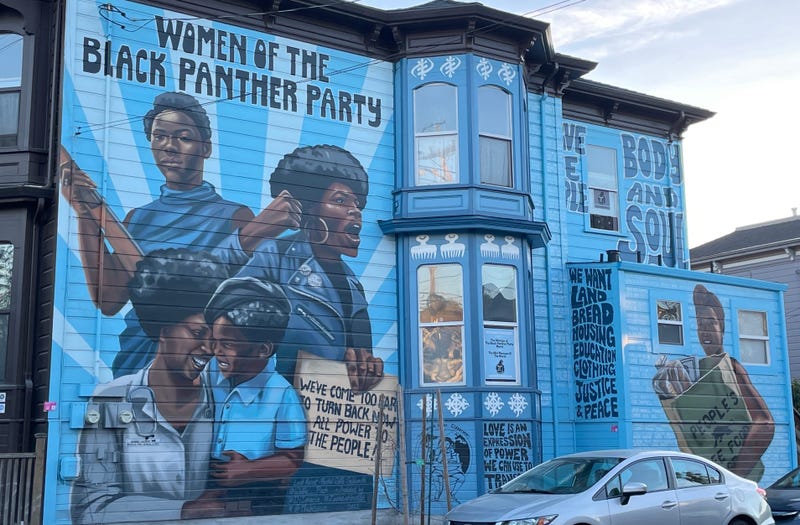Women of the Black Panther Party mural in West Oakland; designed by Rachel Wolfe-Goldsmith, curated by the West Oakland Mural Project